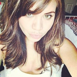 Meet your Posher, Ana